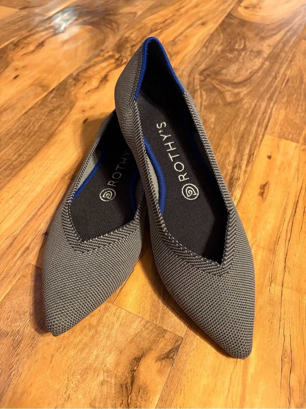 Rothy’s The Point Gray Blue Trim Pointed Toe Flats Women’s Size 8